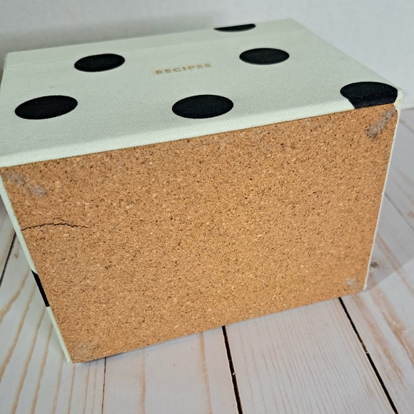 Kate Spade Deco Dot Recipe Box - Picture 8 of 9